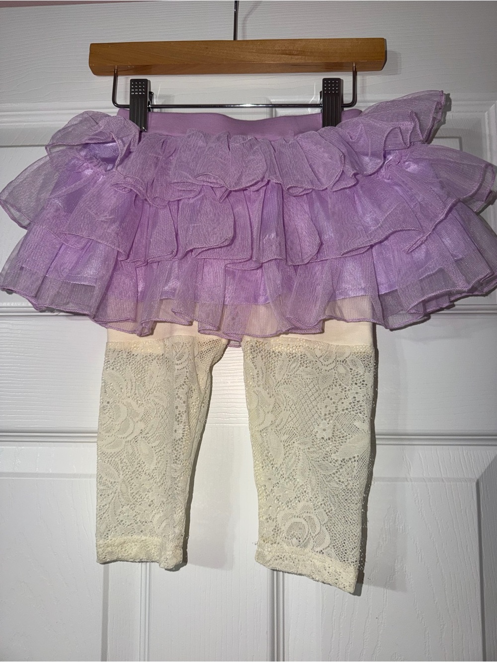 JustFab Lavender Tulle Ruffle Skirted Leggings with Cream Lace Pants